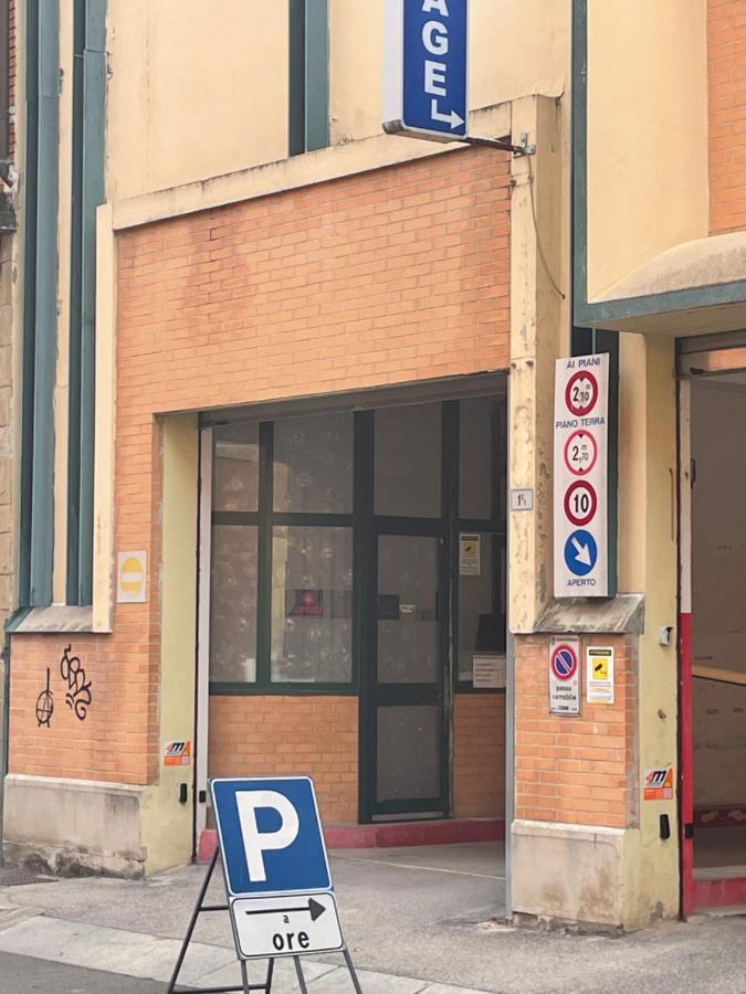 Stop&Go Station Bologna House Self Check In - Fiera Alta Velocita' Экстерьер фото